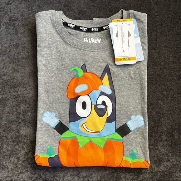 NWT Bluey Adult Halloween Tee Size Medium - Picture 11 of 12